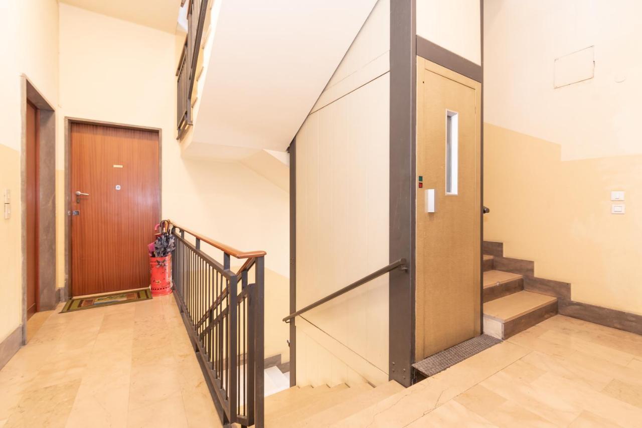 Appartamento Ospedale Civile 3 - F&L Apartment Брешія Екстер'єр фото
